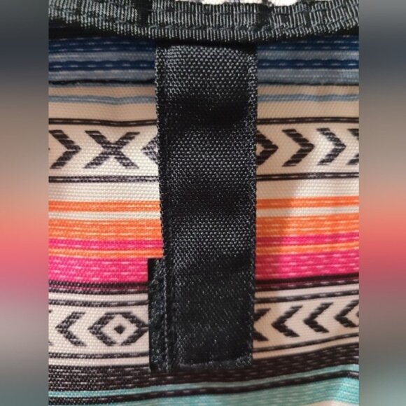 PackIt Freezable Lunch Bag With Southwest Stripe Pattern For Travel Or Work - Picture 3 of 6